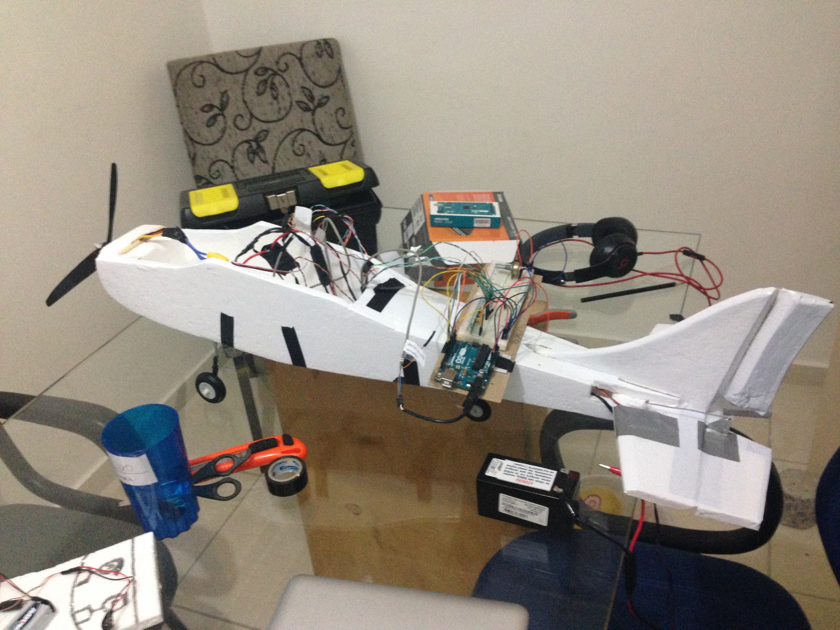 Como fazer um Aviãozinho com Controle Playstation 2 e Arduino que voa de  verdade - Projeto Aeroino 